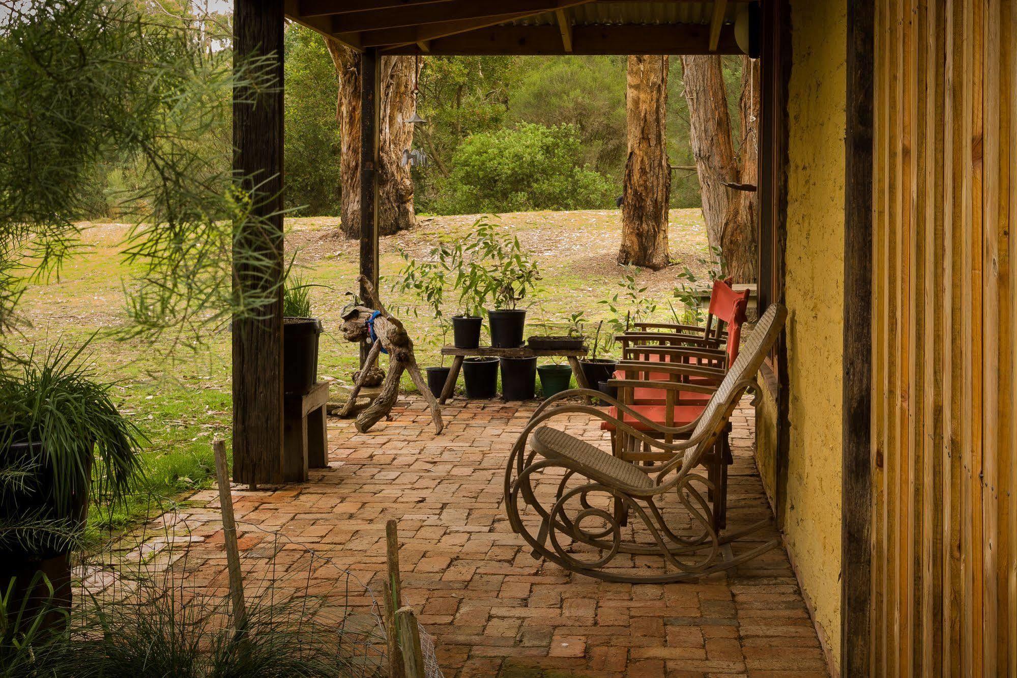 The Burrow At Wombat Bend Villa Dixons Creek Exterior foto